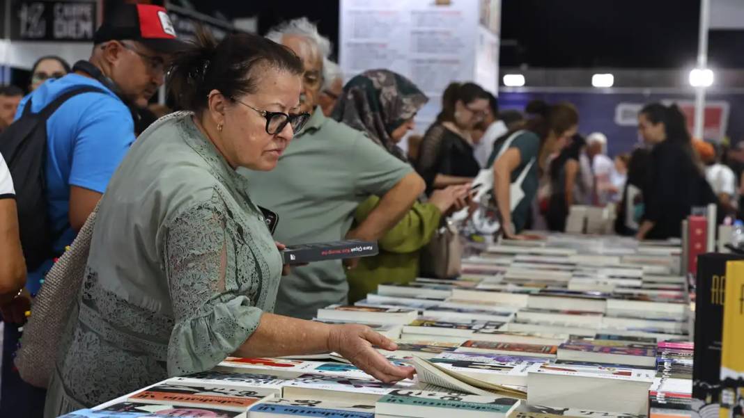 Antalya Kitap Fuarı’nda Livaneli’den Umuda Yolculuk 5